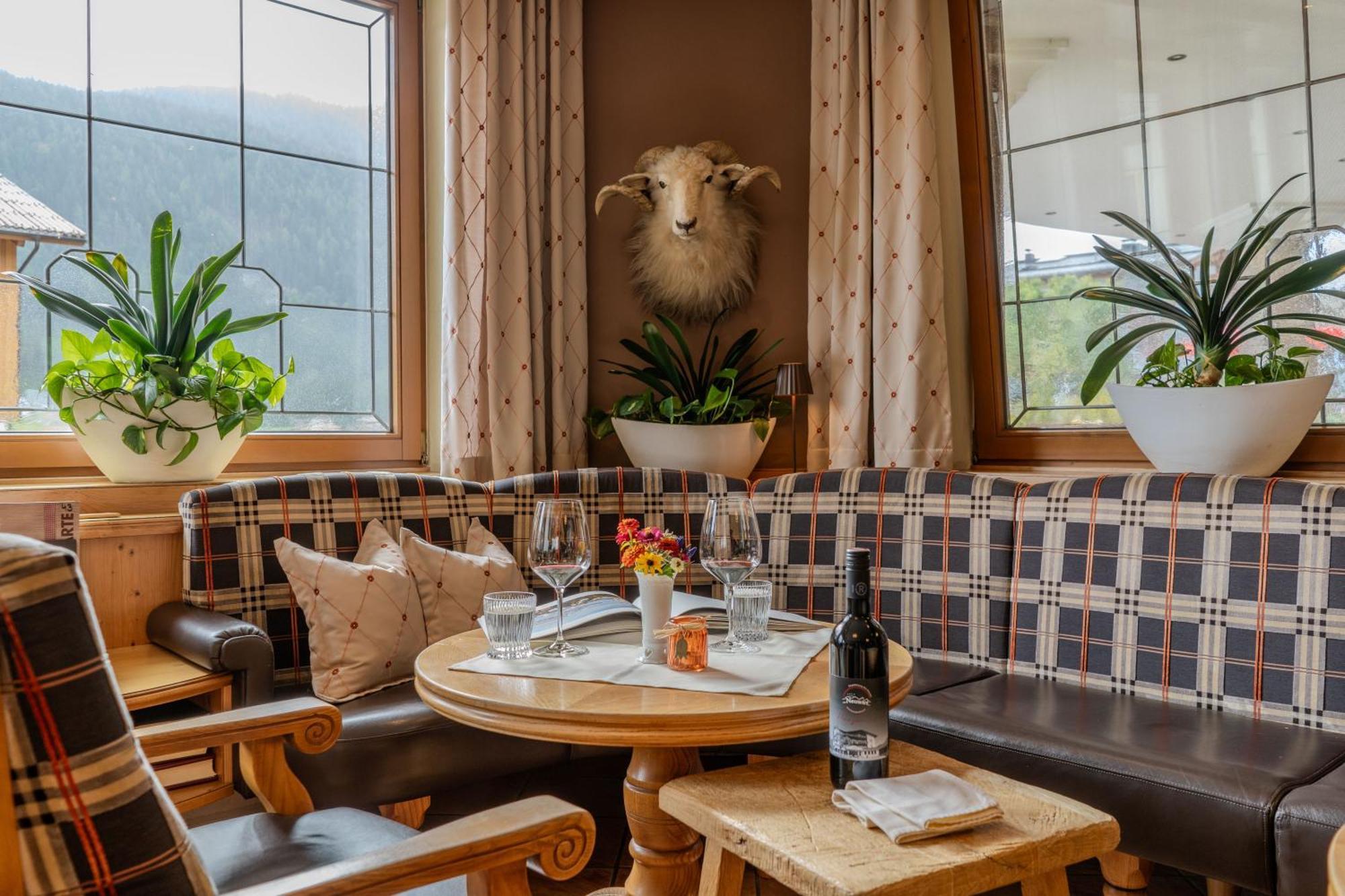 Hotel Neuwirt Brandenberg Екстериор снимка