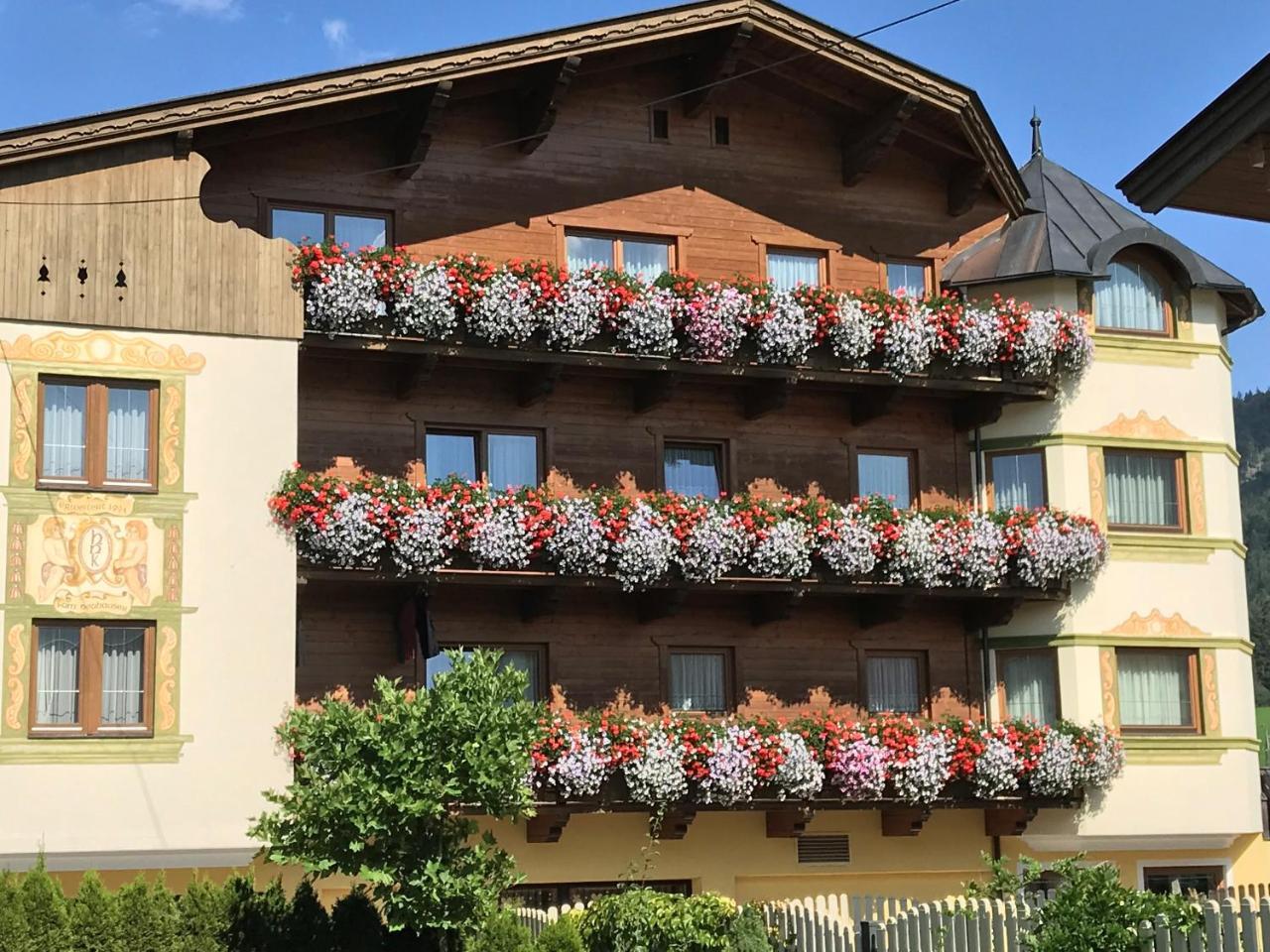 Hotel Neuwirt Brandenberg Екстериор снимка